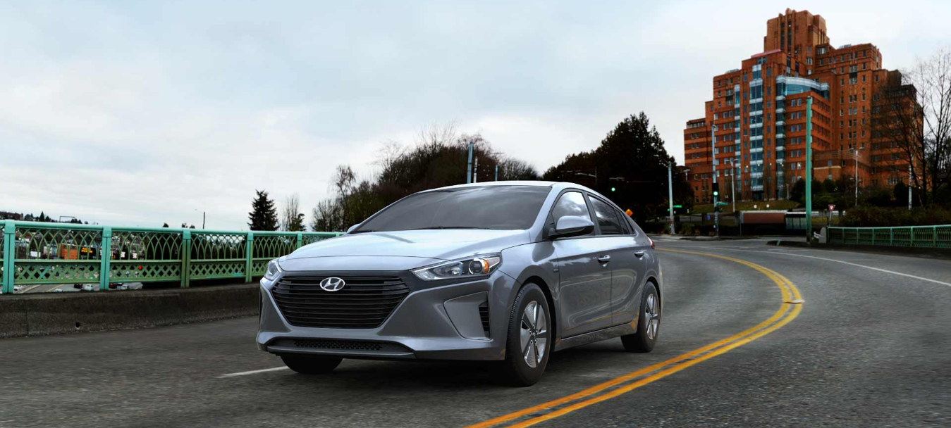 Hyundai Ioniq Hybrid Summit Gray